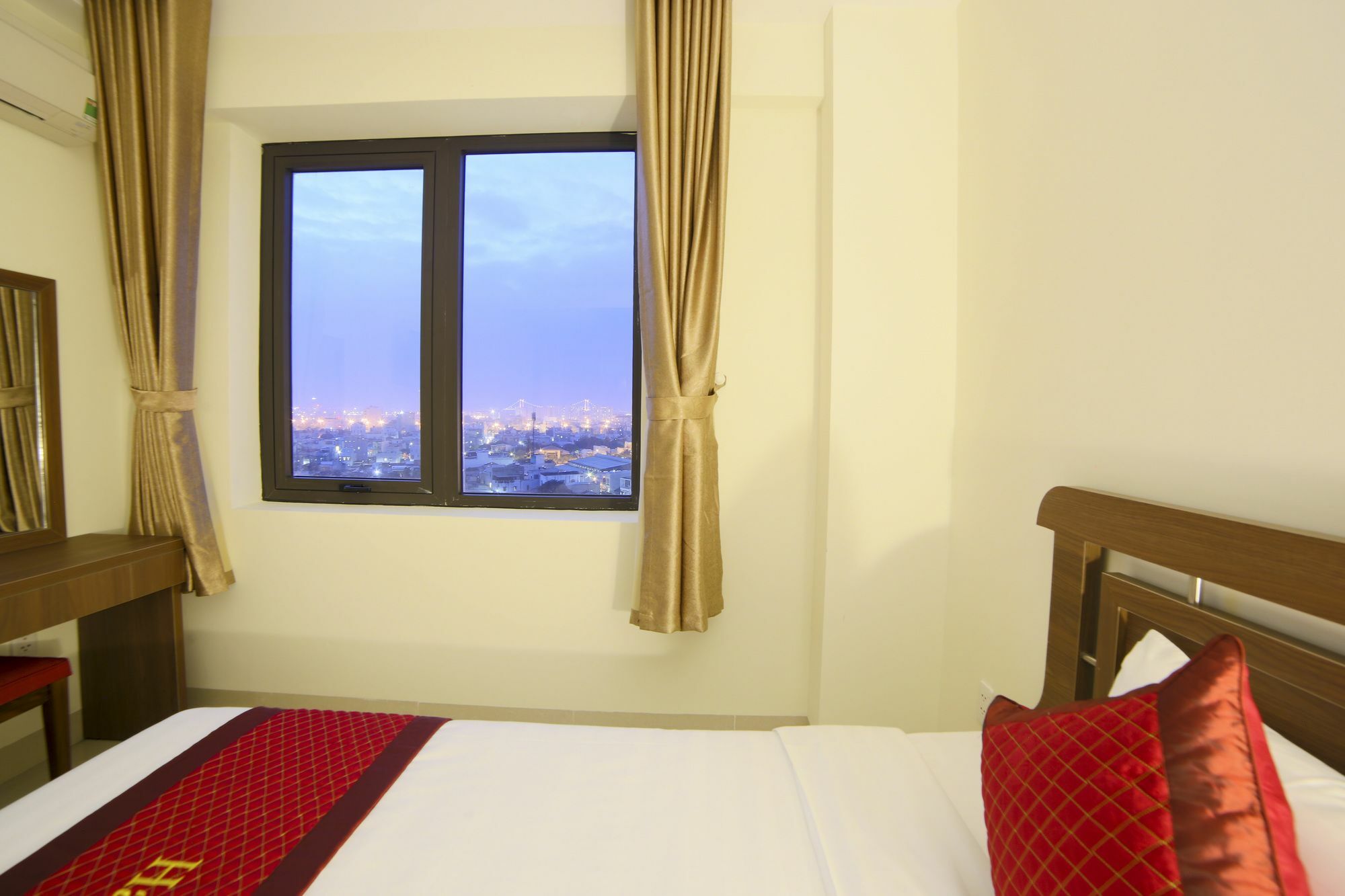 Ha Noi Hotel ダナン市 エクステリア 写真